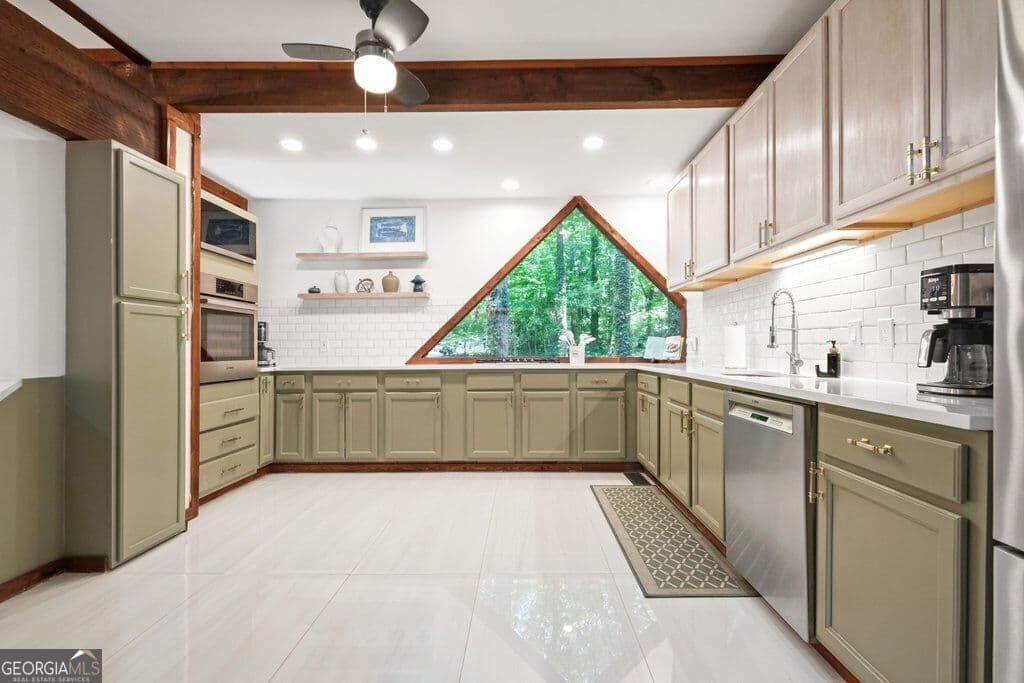 4 bedroom, 3 bathroom, 2,886 sq ft single family residence for sale at 2965 Pond View Court, Marietta, GA 30062 — photo 5