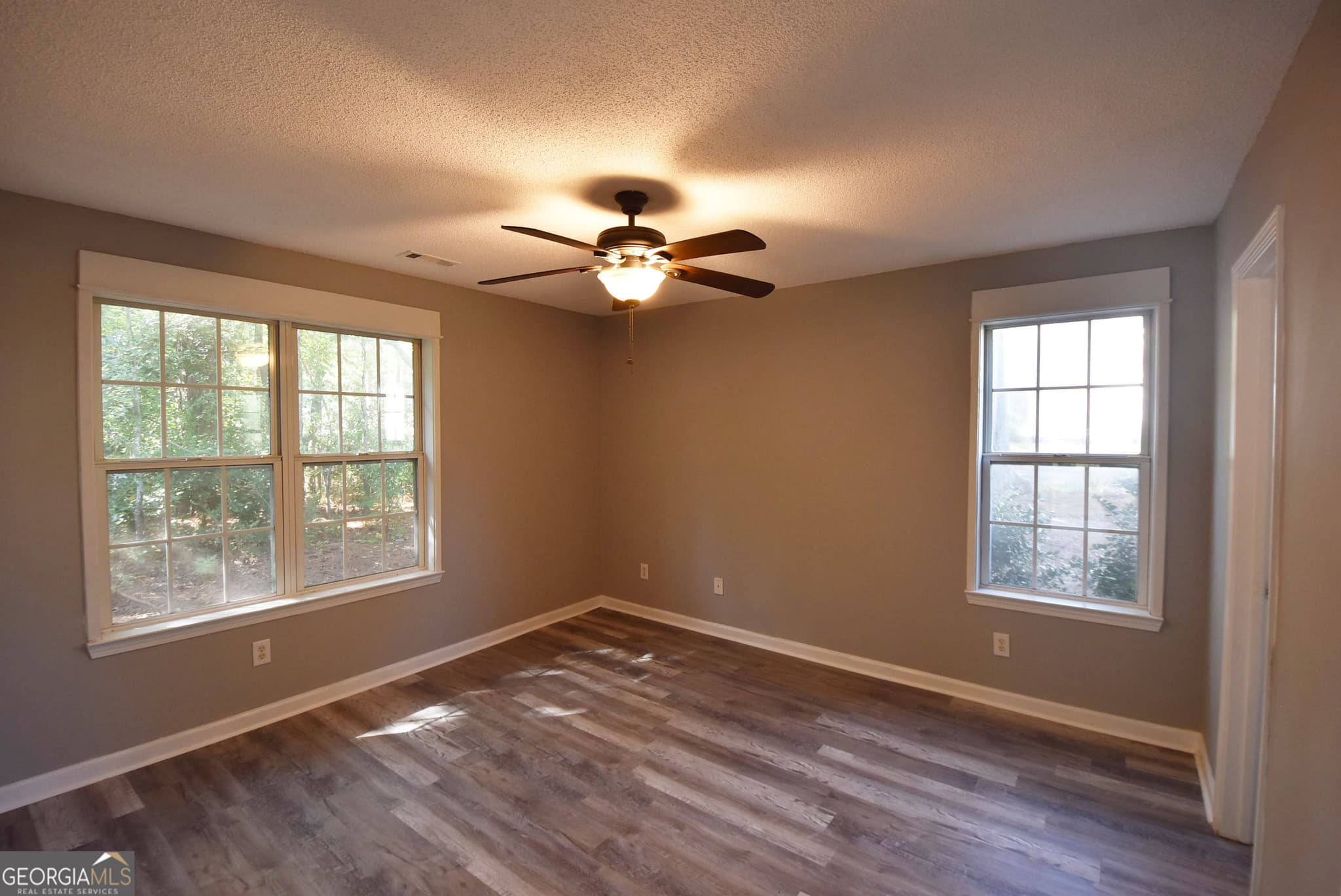 3 bedroom, 2 bathroom, 1,328 sq ft single family residence for rent at 700 S Fairfield Drive, Peachtree City, GA 30269 for $2,200 a month — photo 10