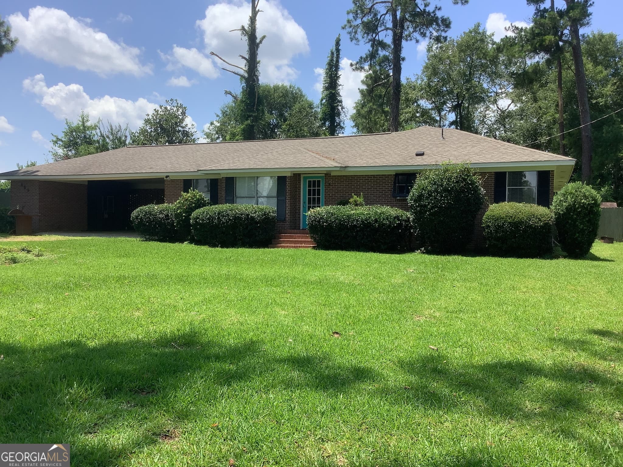 3 bedroom, 2 bathroom, 1,956 sq ft single family residence for sale at 354 Smoak Bridge Circle, Warwick, GA 31796
