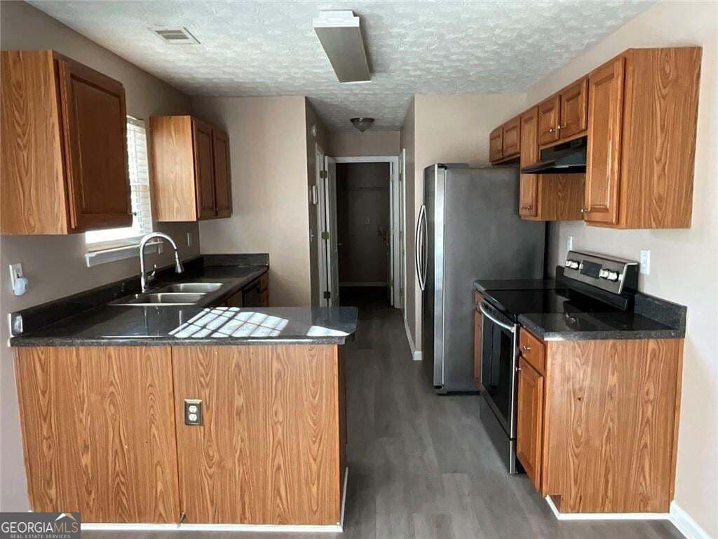 4 bedroom, 2.5 bathroom single family residence for sale at 2043 Newton Estates Drive, Ellenwood, GA 30294 — photo 6