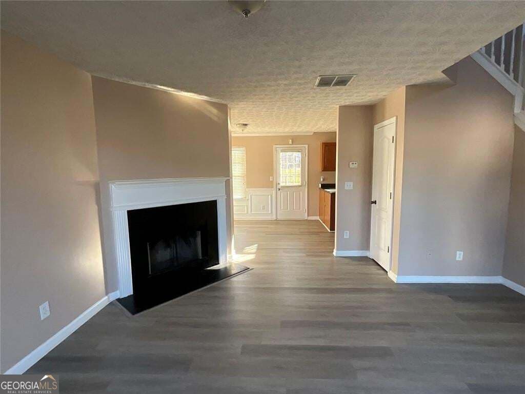 4 bedroom, 2.5 bathroom single family residence for sale at 2043 Newton Estates Drive, Ellenwood, GA 30294 — photo 4