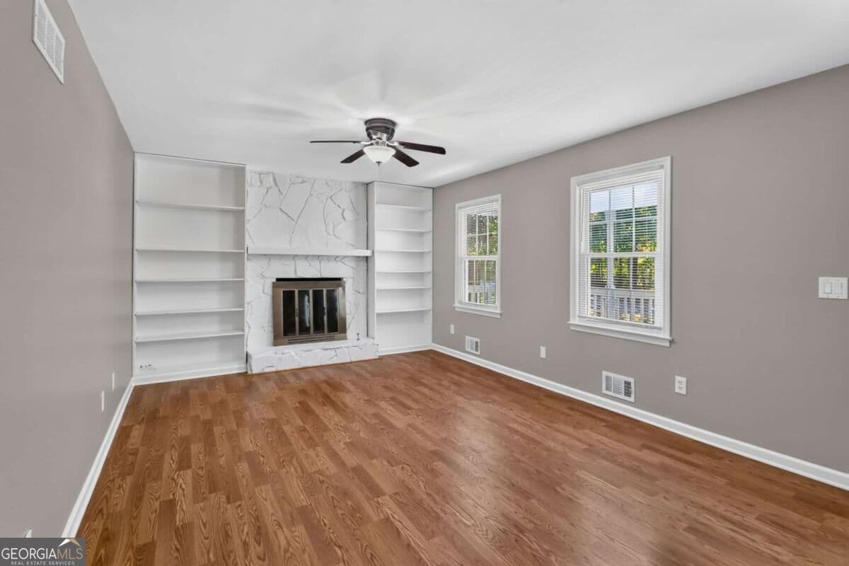 3 bedroom, 2 bathroom single family residence for rent at 2932 Brett Circle, Acworth, GA 30101 for $2,300 a month — photo 8