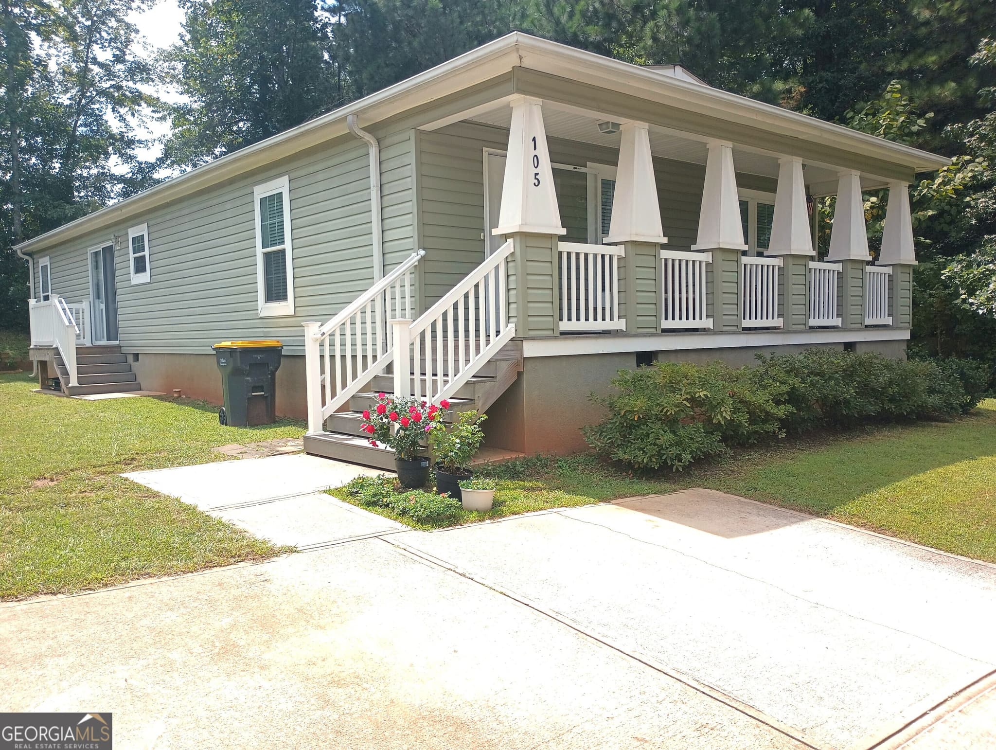 3 bedroom, 2 bathroom, 1,848 sq ft manufactured home,single family residence for sale at 105 Bob White Lane, Newnan, GA 30263 — photo 2