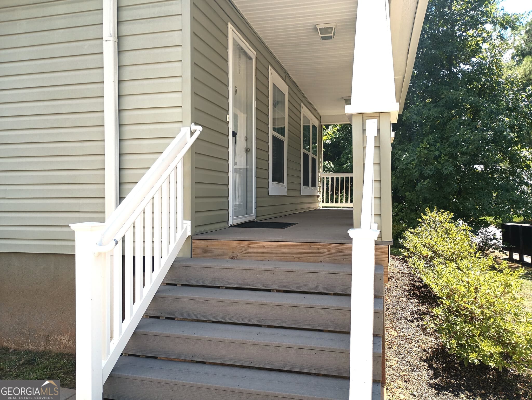 3 bedroom, 2 bathroom, 1,848 sq ft manufactured home,single family residence for sale at 105 Bob White Lane, Newnan, GA 30263 — photo 4