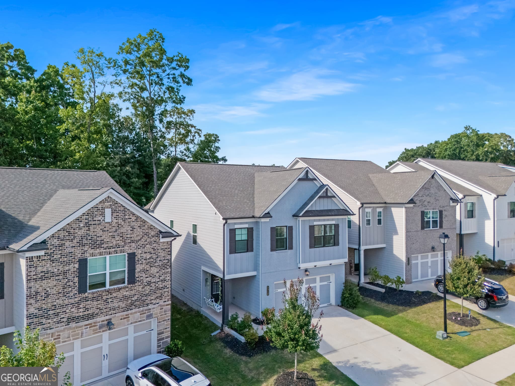 4 bedroom, 2.5 bathroom, 2,404 sq ft single family residence for sale at 5317 Fox Hill Lane, Oakwood, GA 30566 — photo 3
