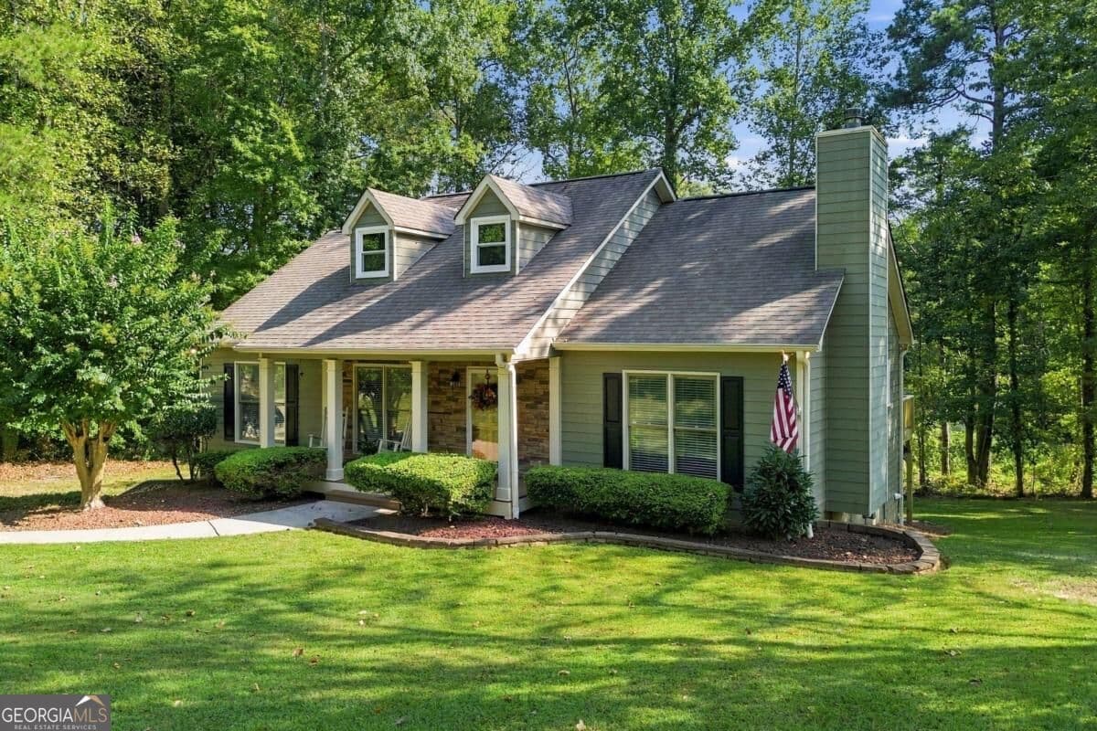 3 bedroom, 2 bathroom, 1,536 sq ft single family residence for sale at 120 Mason Drive, Canton, GA 30115 — photo 2