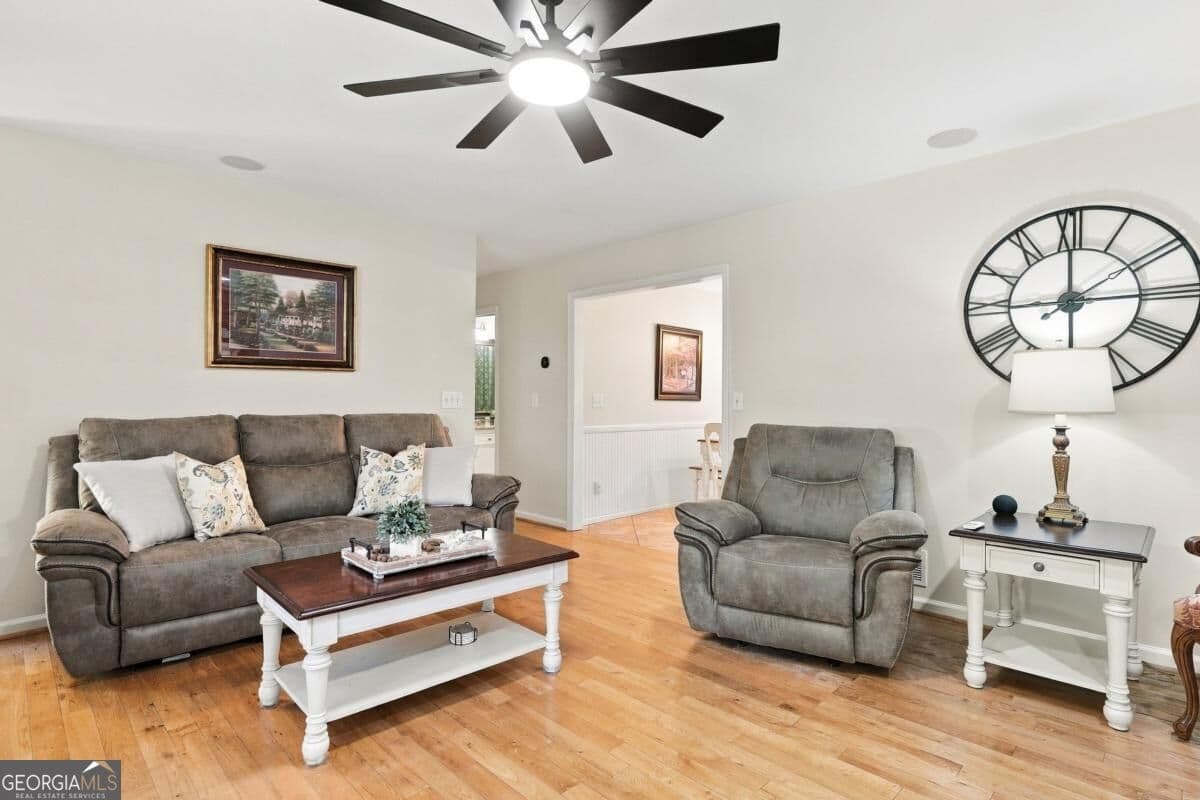 3 bedroom, 2 bathroom, 1,536 sq ft single family residence for sale at 120 Mason Drive, Canton, GA 30115 — photo 7