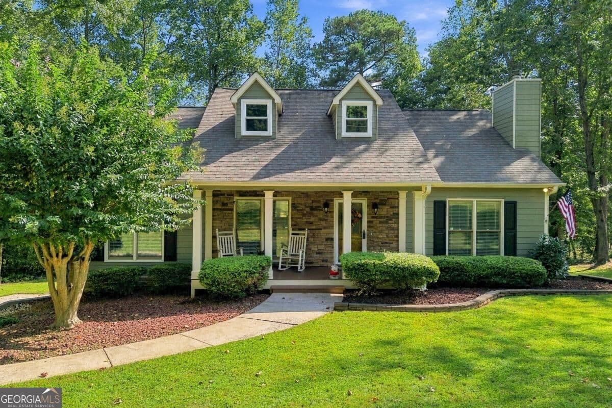 3 bedroom, 2 bathroom, 1,536 sq ft single family residence for sale at 120 Mason Drive, Canton, GA 30115 — photo 1 of 45