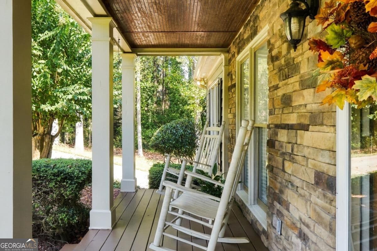 3 bedroom, 2 bathroom, 1,536 sq ft single family residence for sale at 120 Mason Drive, Canton, GA 30115 — photo 4