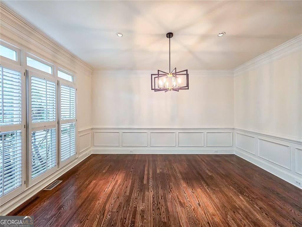 5 bedroom, 4.5 bathroom, 6,379 sq ft single family residence for rent at 2502 Oak Hill Overlook, Duluth, GA 30097 for $5,500 a month — photo 7