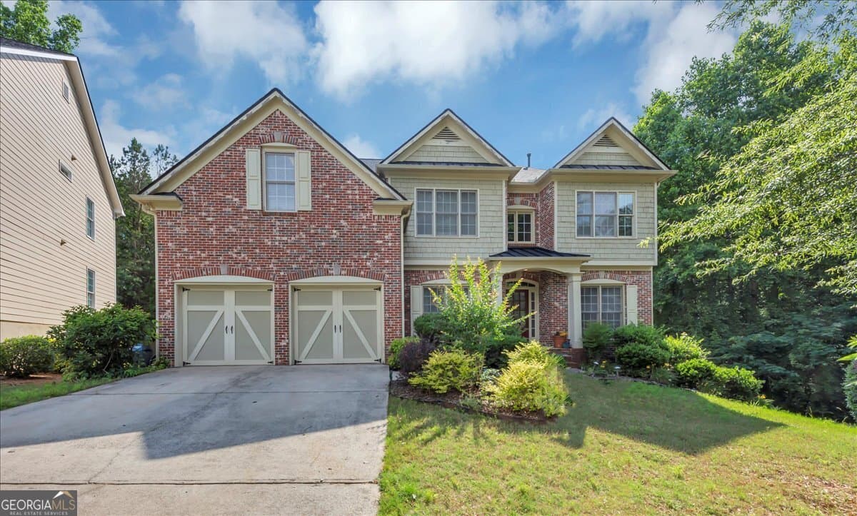 7 bedroom, 5 bathroom, 3,098 sq ft single family residence sold at 5679 Coopers Glen Court, Mableton, GA 30126