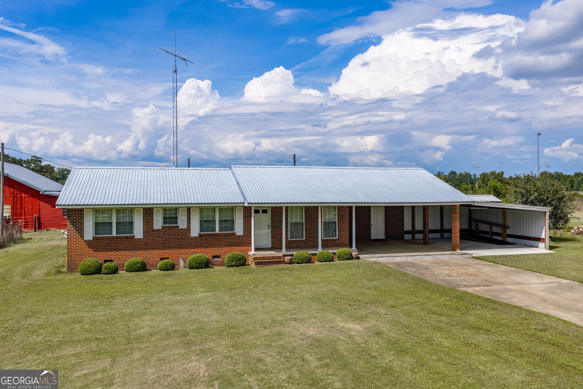 3 bedroom, 2 bathroom, 1,806 sq ft single family residence for sale at 5871 Chancey Mill Road, Blakely, GA 39823