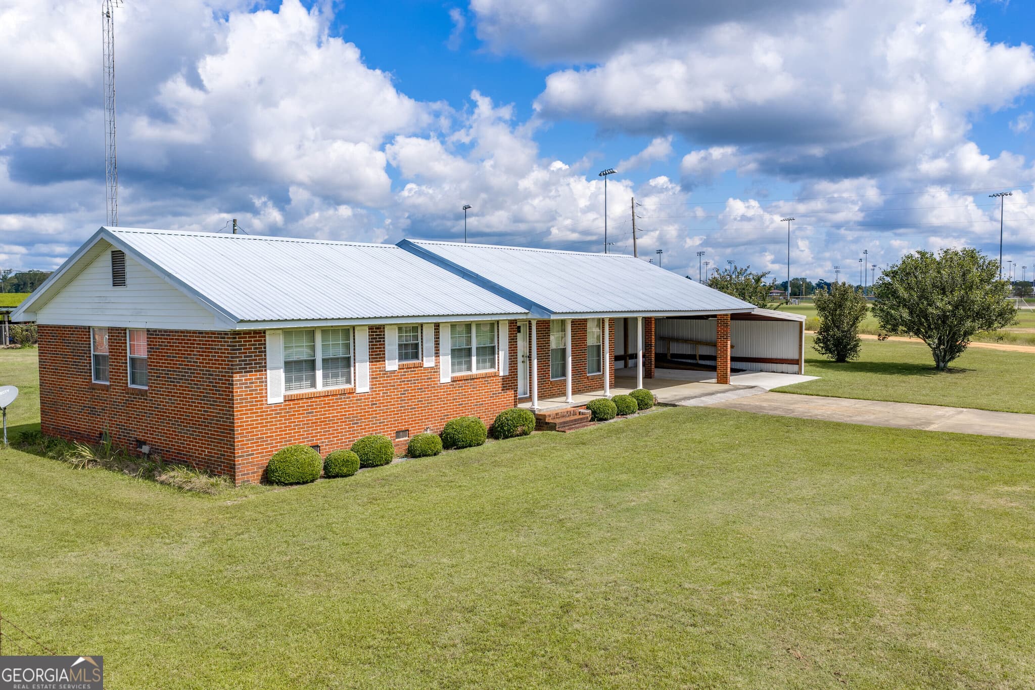 3 bedroom, 2 bathroom, 1,806 sq ft single family residence for sale at 5871 Chancey Mill Road, Blakely, GA 39823 — photo 4