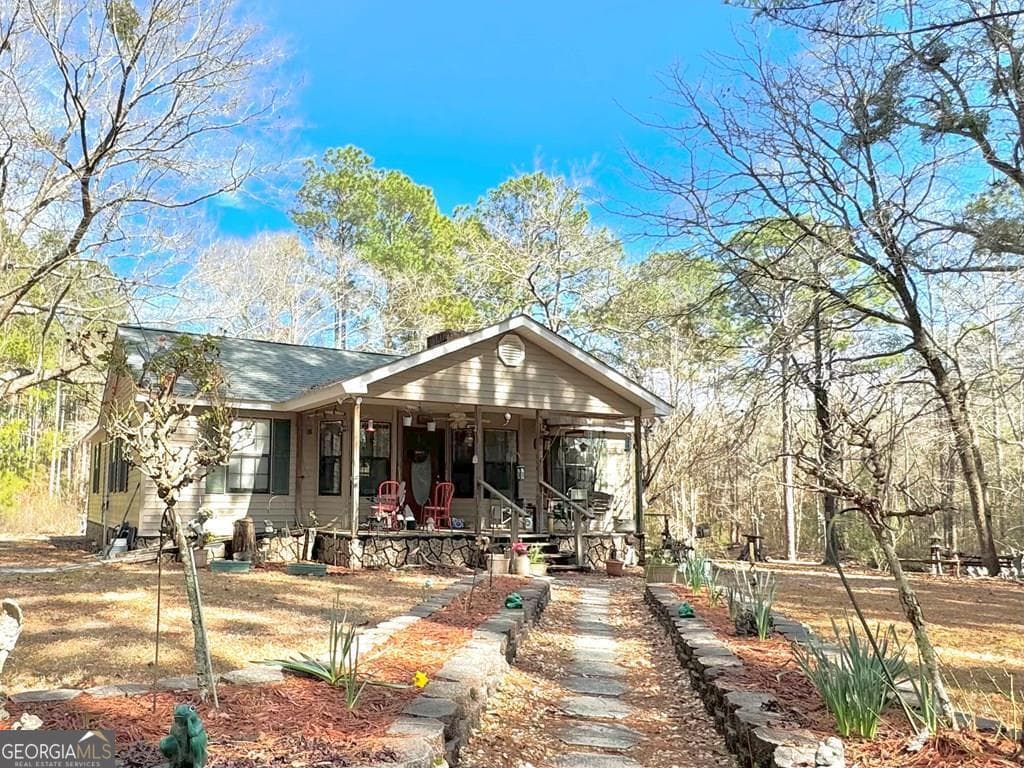 2 bedroom, 1 bathroom, 1,136 sq ft residential sold at 157 John Rentz Road, Hazlehurst, GA 31539