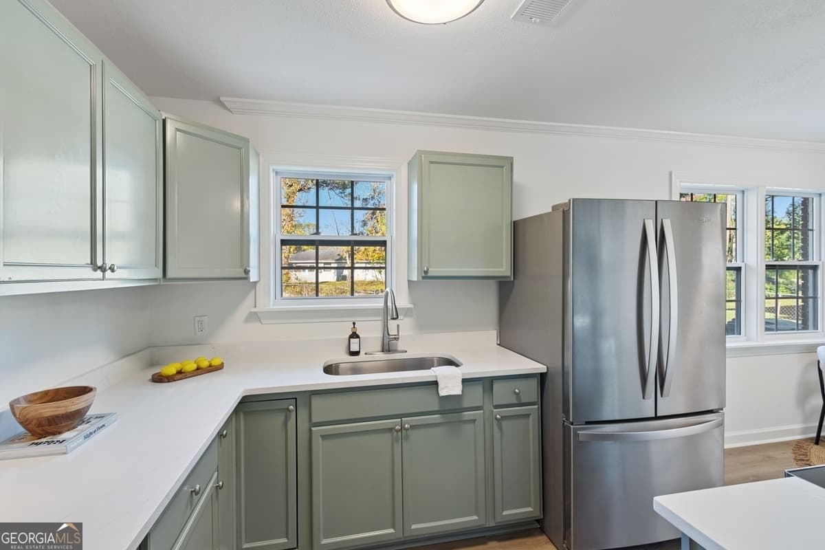 4 bedroom, 2 bathroom, 1,278 sq ft single family residence under contract at 2859 Palamor Drive, Brunswick, GA 31520 — photo 10