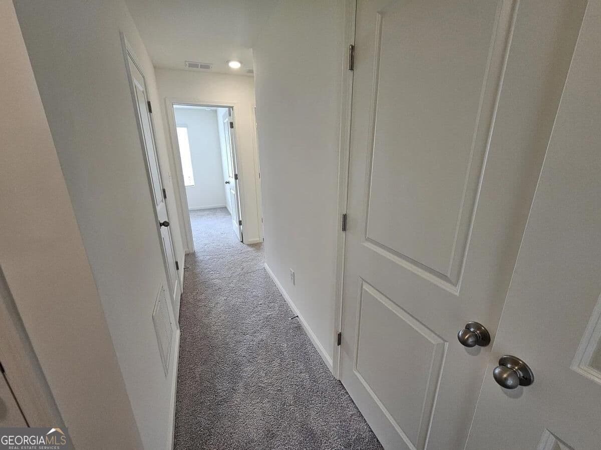 3 bedroom, 3 bathroom, 1,356 sq ft townhouse for sale at 3513 Condor Court, Atlanta, GA 30331 — photo 7