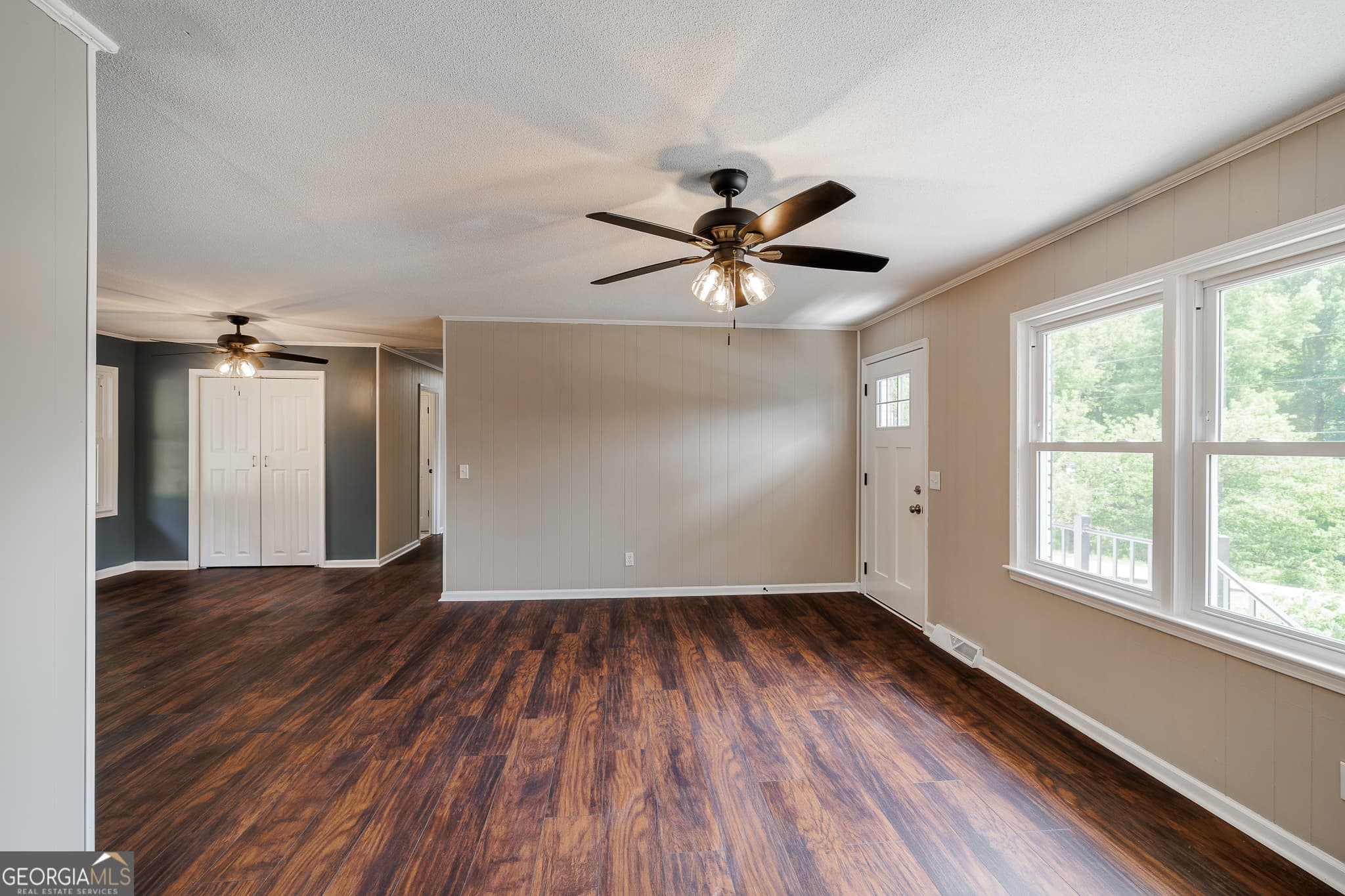 4 bedroom, 4.5 bathroom, 2,750 sq ft single family residence for sale at 152 Marion Street, Royston, GA 30662 — photo 3