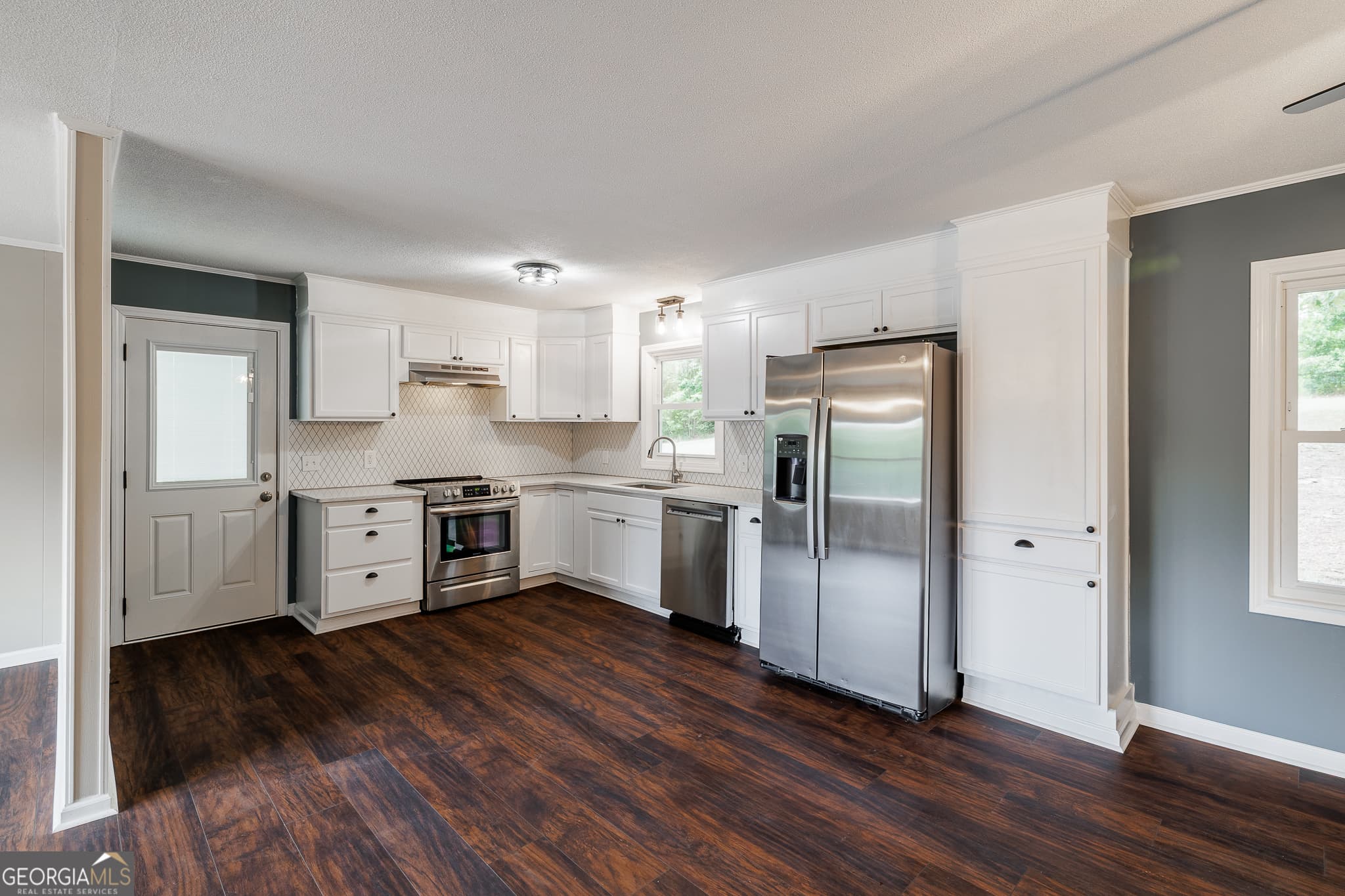 4 bedroom, 4.5 bathroom, 2,750 sq ft single family residence for sale at 152 Marion Street, Royston, GA 30662 — photo 4