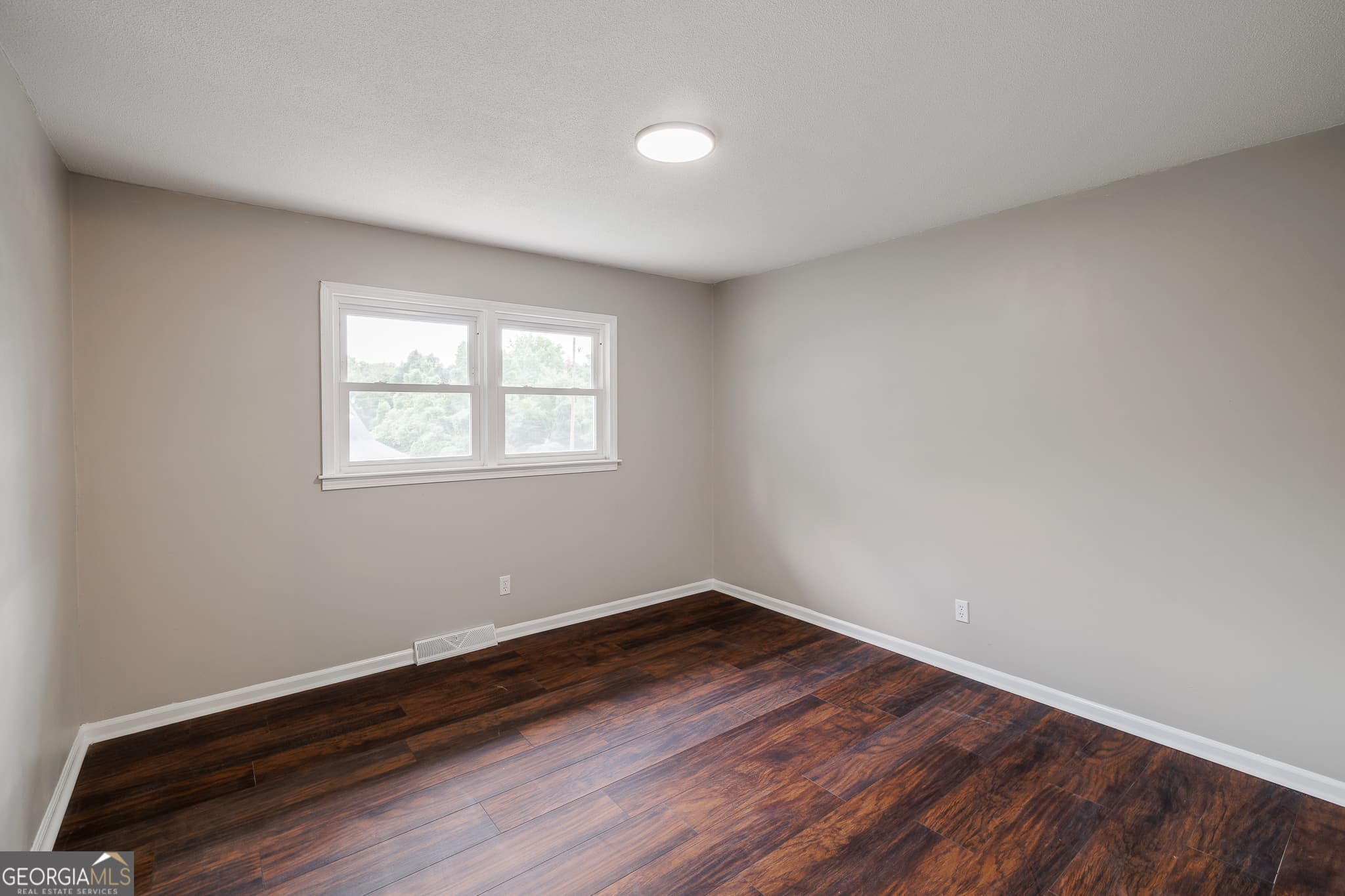 4 bedroom, 4.5 bathroom, 2,750 sq ft single family residence for sale at 152 Marion Street, Royston, GA 30662 — photo 8