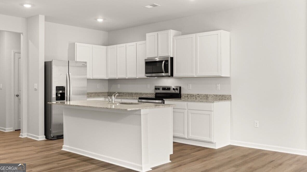 3 bedroom, 2.5 bathroom, 1,857 sq ft townhouse for sale at 3011 Ryker Road, Gainesville, GA 30507 — photo 6