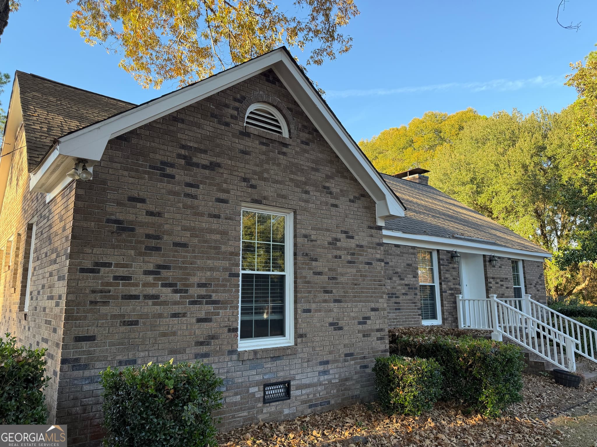 3 bedroom, 2 bathroom, 1,741 sq ft single family residence for sale at 504 Payne Place, Dublin, GA 31021 — photo 3