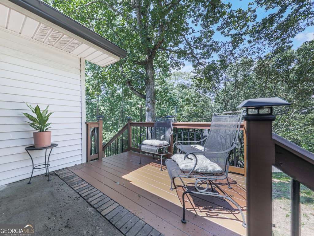 4 bedroom, 3 bathroom, 1,476 sq ft single family residence for sale at 132 Little Brook Drive, Woodstock, GA 30188 — photo 2