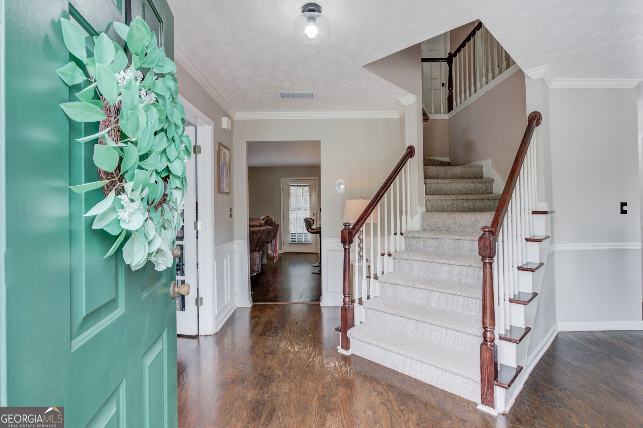 4 bedroom, 2.5 bathroom, 2,058 sq ft single family residence for sale at 2552 Crofton Court, Suwanee, GA 30024 — photo 2