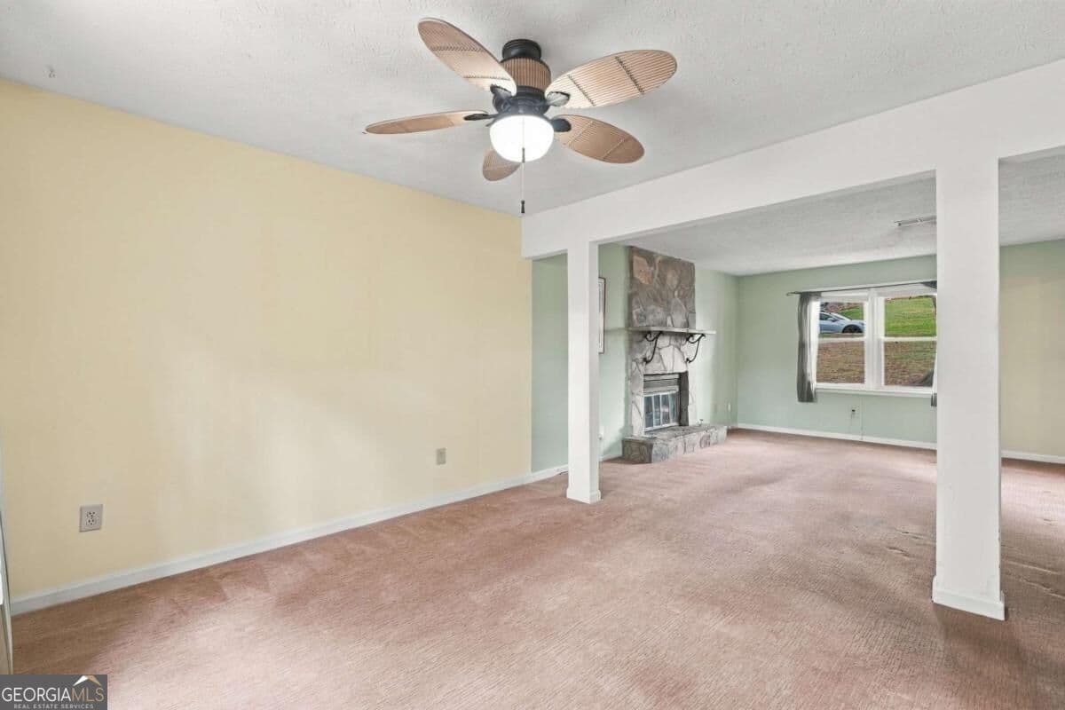 3 bedroom, 2.5 bathroom, 2,185 sq ft single family residence for sale at 5004 Brandlwood Court, Lilburn, GA 30047 — photo 8