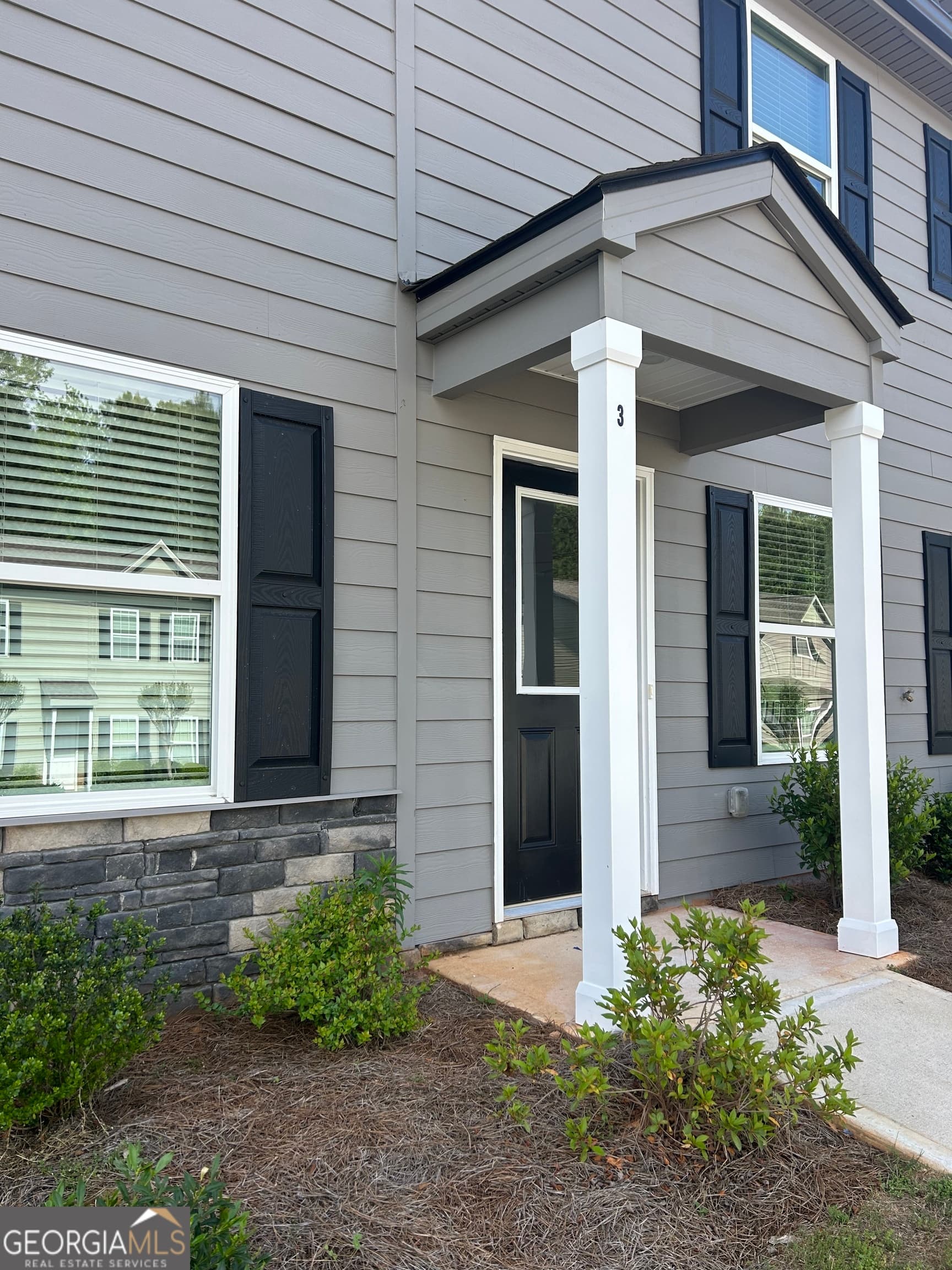 3 bedroom, 2.5 bathroom, 1,240 sq ft townhouse sold at 100 Lena Lane 3, Eatonton, GA 31024