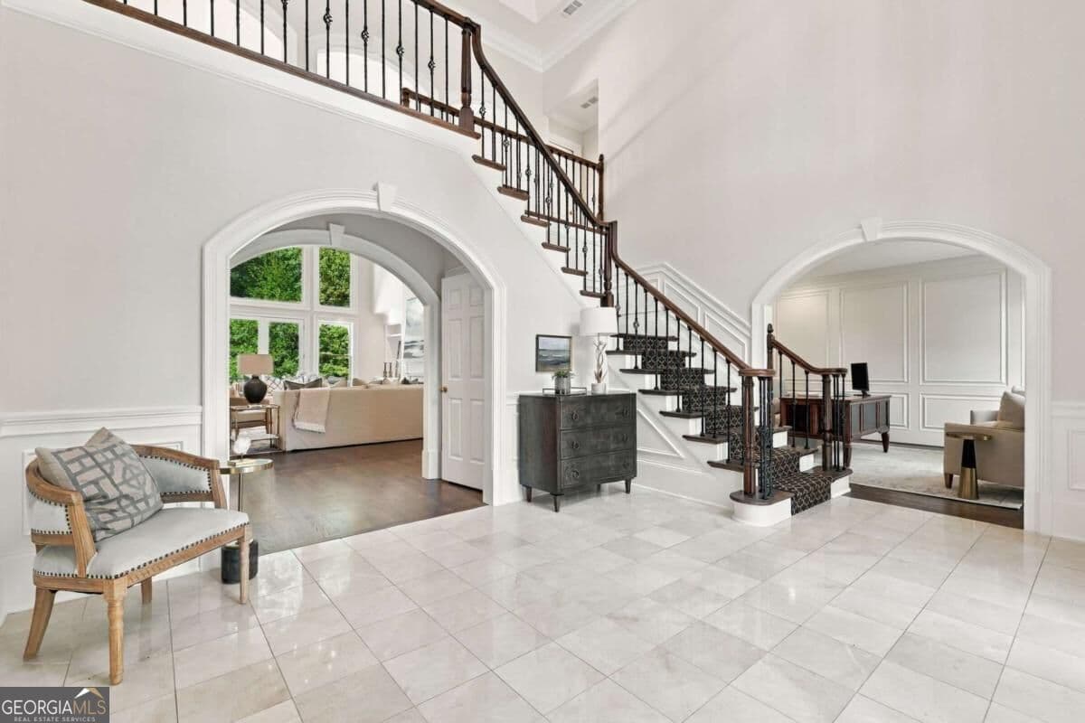 5 bedroom, 5.5 bathroom, 7,502 sq ft single family residence for sale at 4075 Brixham Way, Johns Creek, GA 30022 — photo 5