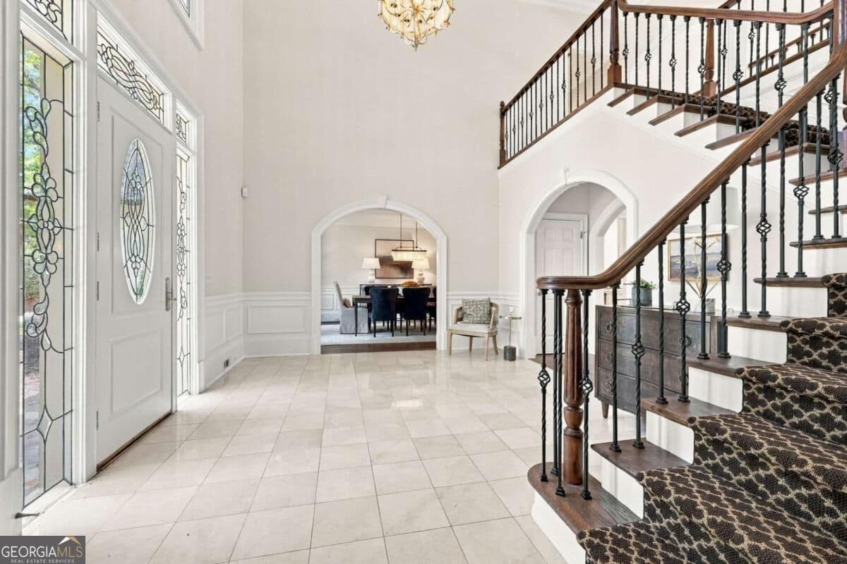 5 bedroom, 5.5 bathroom, 7,502 sq ft single family residence for sale at 4075 Brixham Way, Johns Creek, GA 30022 — photo 10