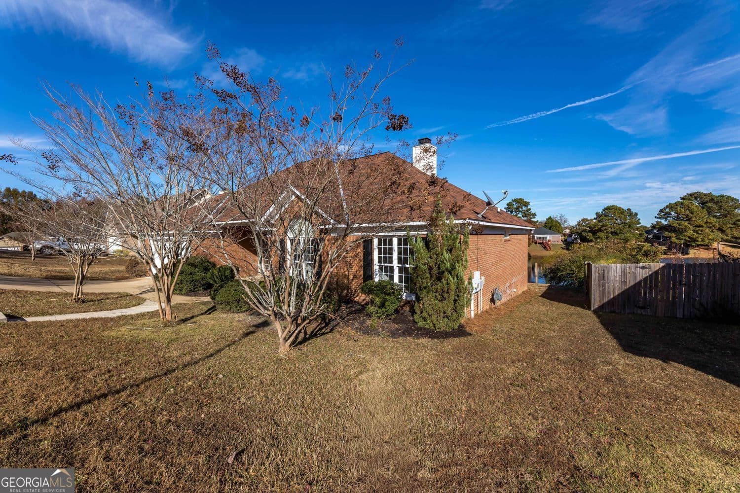 4 bedroom, 2 bathroom, 2,043 sq ft single family residence for rent at 7988 Westlake Drive, Midland, GA 31820 for $2,100 a month — photo 3