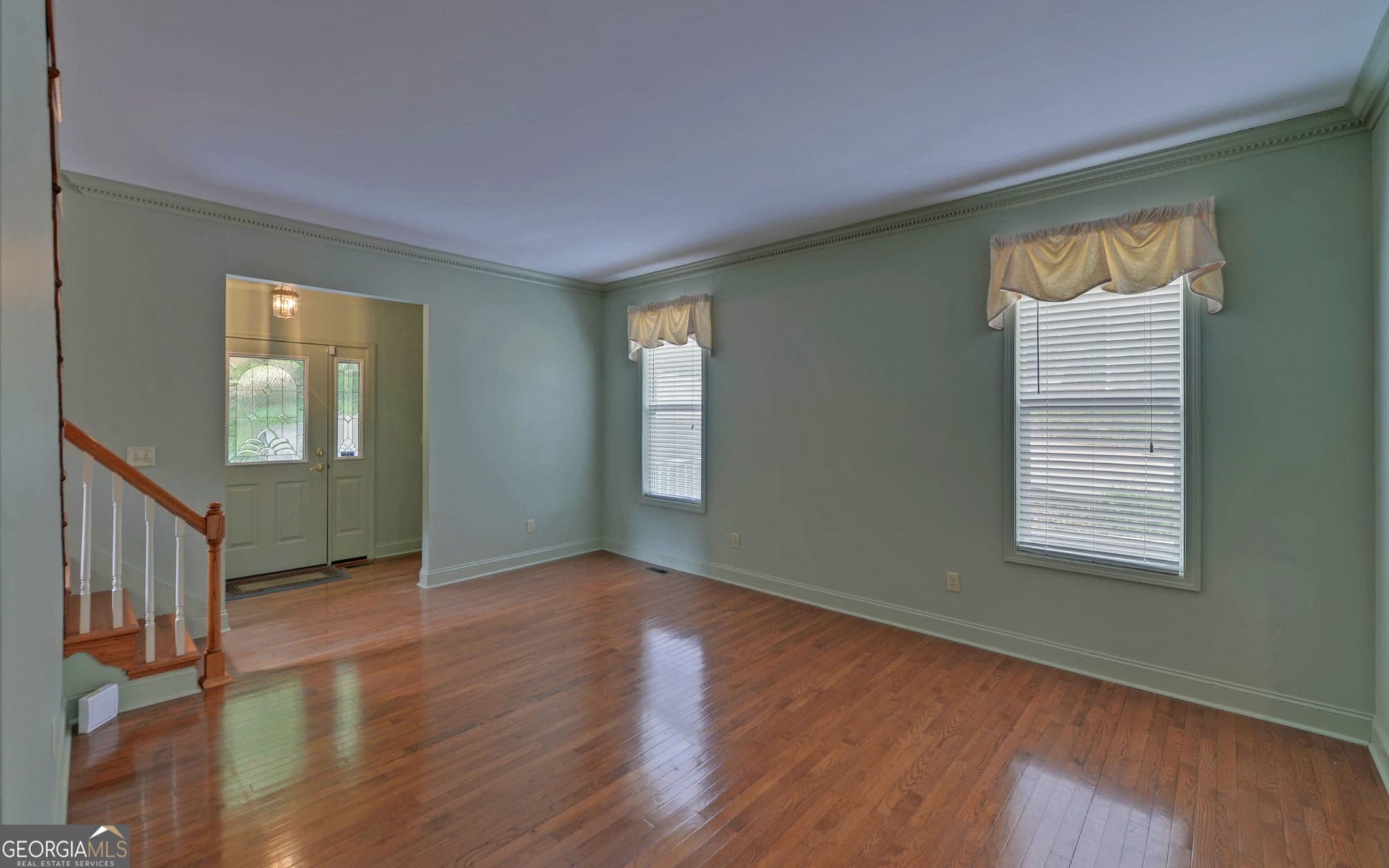 5 bedroom, 4 bathroom, 3,503 sq ft single family residence for sale at 371 Shorewood Circle, Toccoa, GA 30577 — photo 9