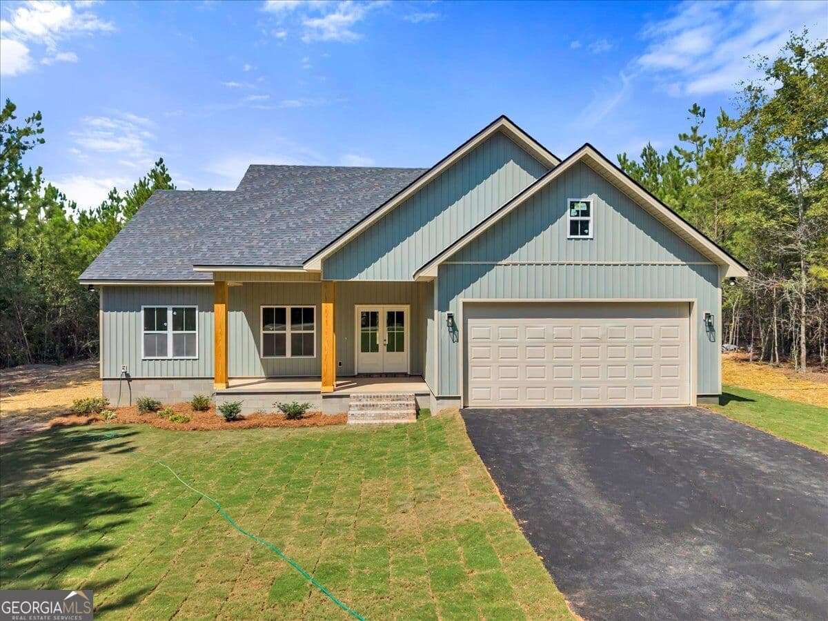 3 bedroom, 2 bathroom, 1,560 sq ft single family residence for sale at 1224 Snow Hill Road, Cadwell, GA 31009 — photo 1 of 53