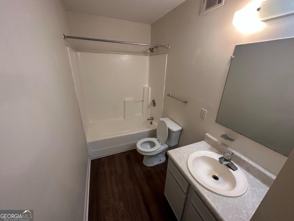 2 bedroom, 2 bathroom, 880 sq ft townhouse for sale at 222 Lanier Drive 209, Statesboro, GA 30458 — photo 8