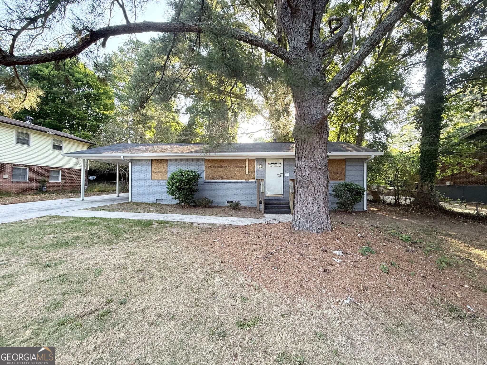 3 bedroom, 1 bathroom, 1,075 sq ft single family residence for sale at 6104 Hillandale Drive, South Fulton, GA 30349 — photo 2