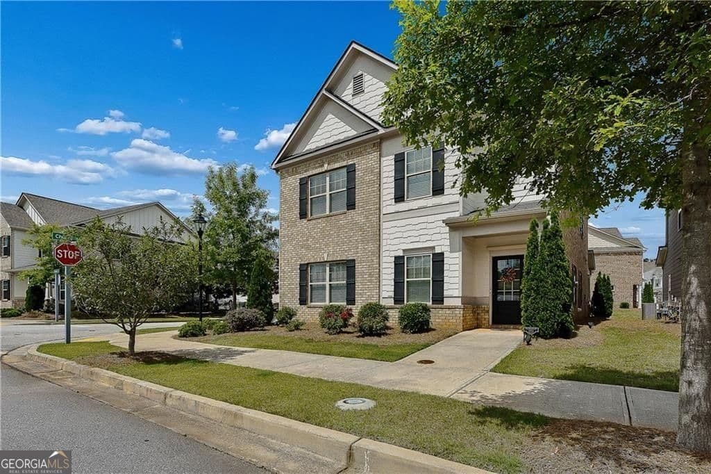 4 bedroom, 2.5 bathroom, 2,464 sq ft single family residence for sale at 291 Panicum Street, Lawrenceville, GA 30046 — photo 2