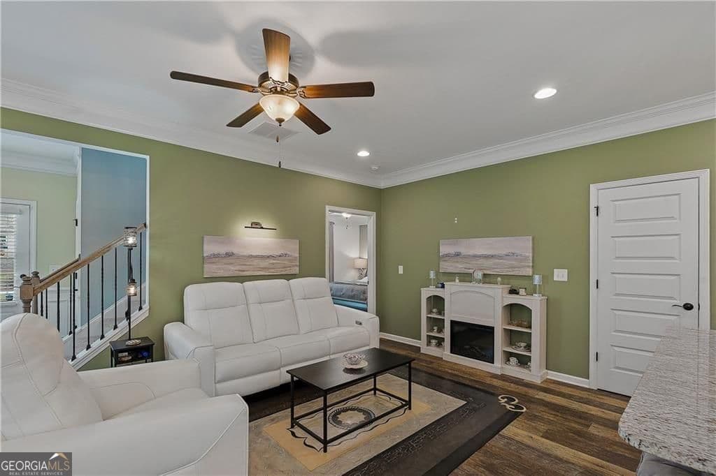 4 bedroom, 2.5 bathroom, 2,464 sq ft single family residence for sale at 291 Panicum Street, Lawrenceville, GA 30046 — photo 6