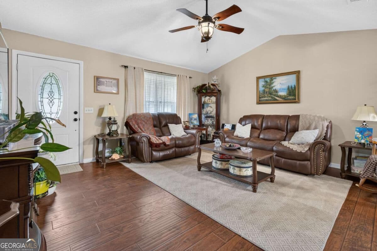 3 bedroom, 2 bathroom, 1,120 sq ft single family residence for sale at 260 Glenn Bryant Road, Hinesville, GA 31313 — photo 7