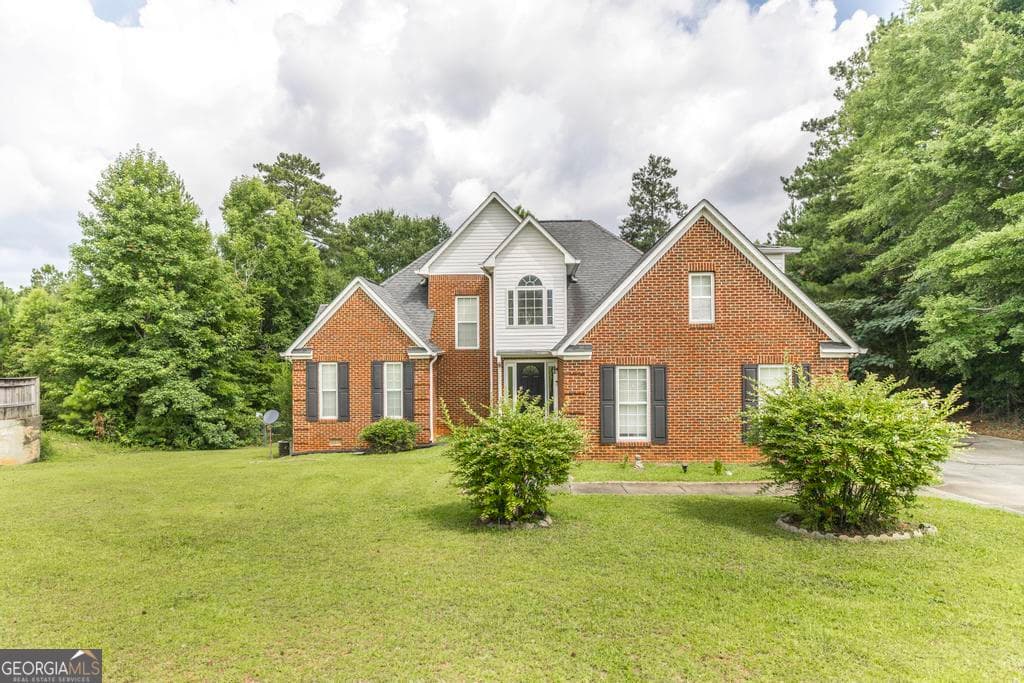 4 bedroom, 3.5 bathroom, 3,290 sq ft single family residence for sale at 158 Olivia Circle, Macon, GA 31211