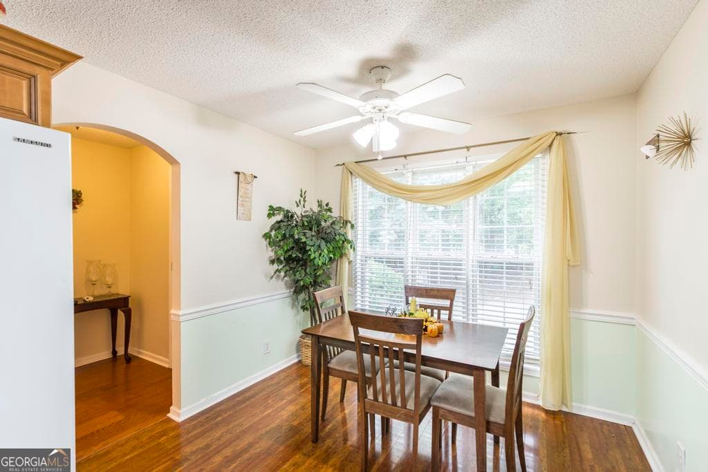 4 bedroom, 3.5 bathroom, 3,290 sq ft single family residence for sale at 158 Olivia Circle, Macon, GA 31211 — photo 10