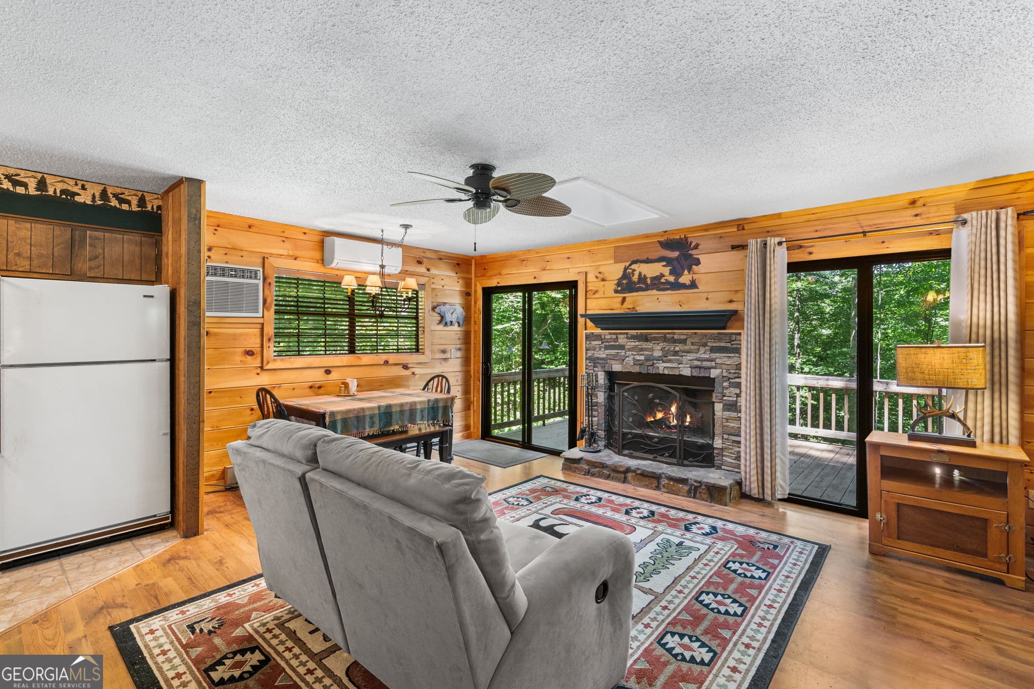 2 bedroom, 1 bathroom cabin,single family residence for sale at 231 Dogwood Circle, Hayesville, NC 28904 — photo 3
