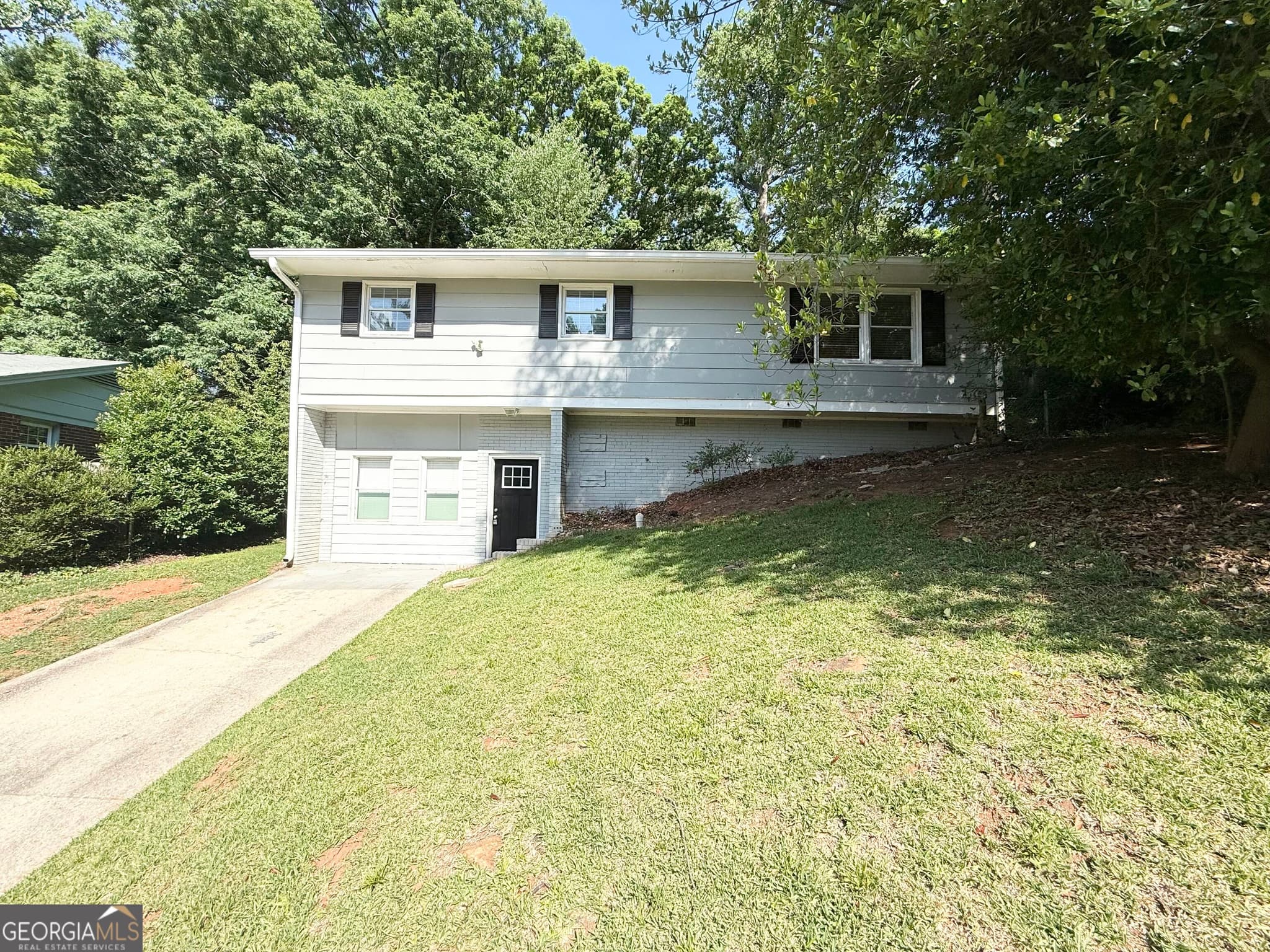 4 bedroom, 1 bathroom, 1,144 sq ft single family residence for sale at 3169 Pennington Circle, Atlanta, GA 30354 — photo 2