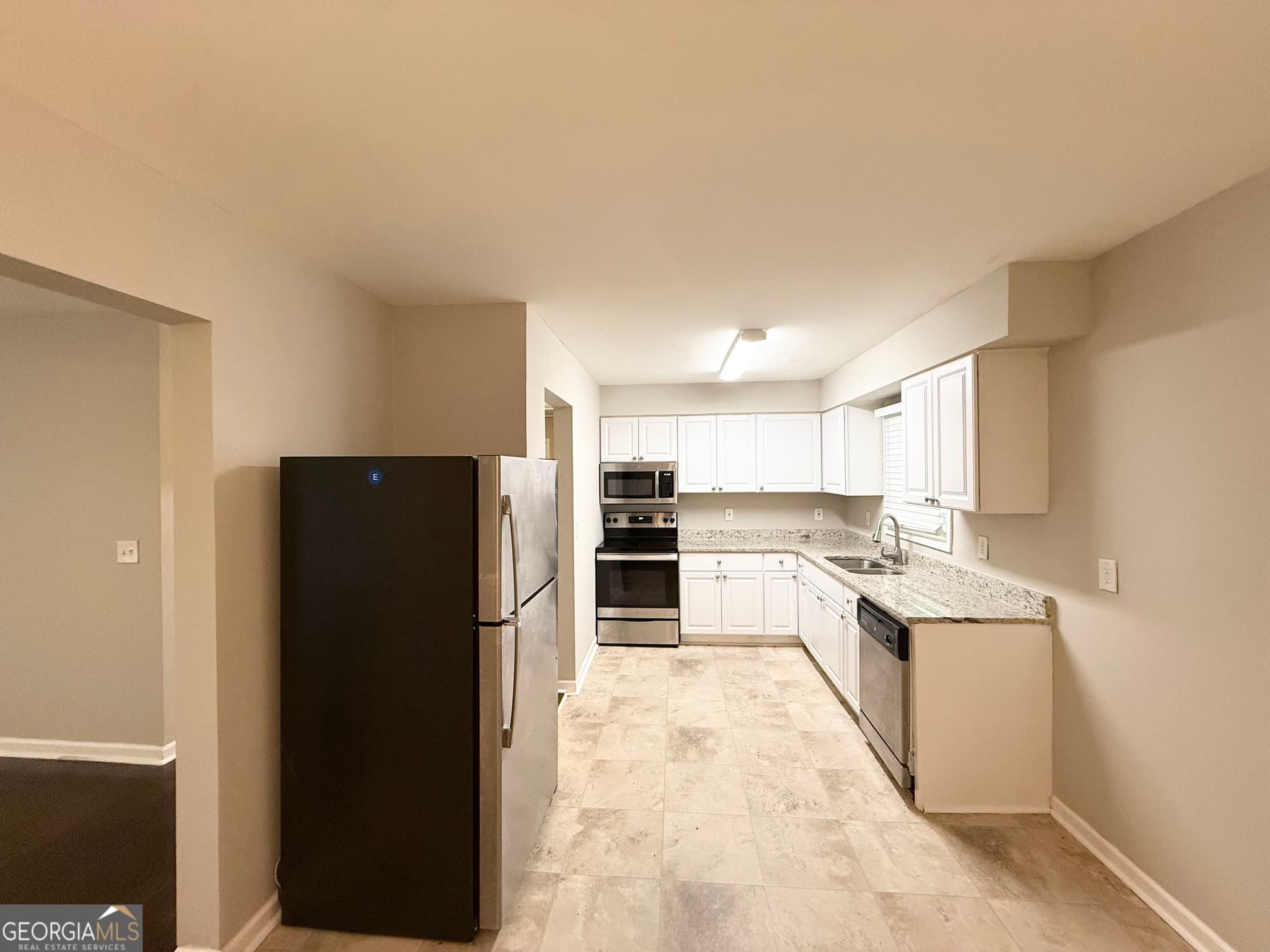4 bedroom, 1 bathroom, 1,144 sq ft single family residence for sale at 3169 Pennington Circle, Atlanta, GA 30354 — photo 5