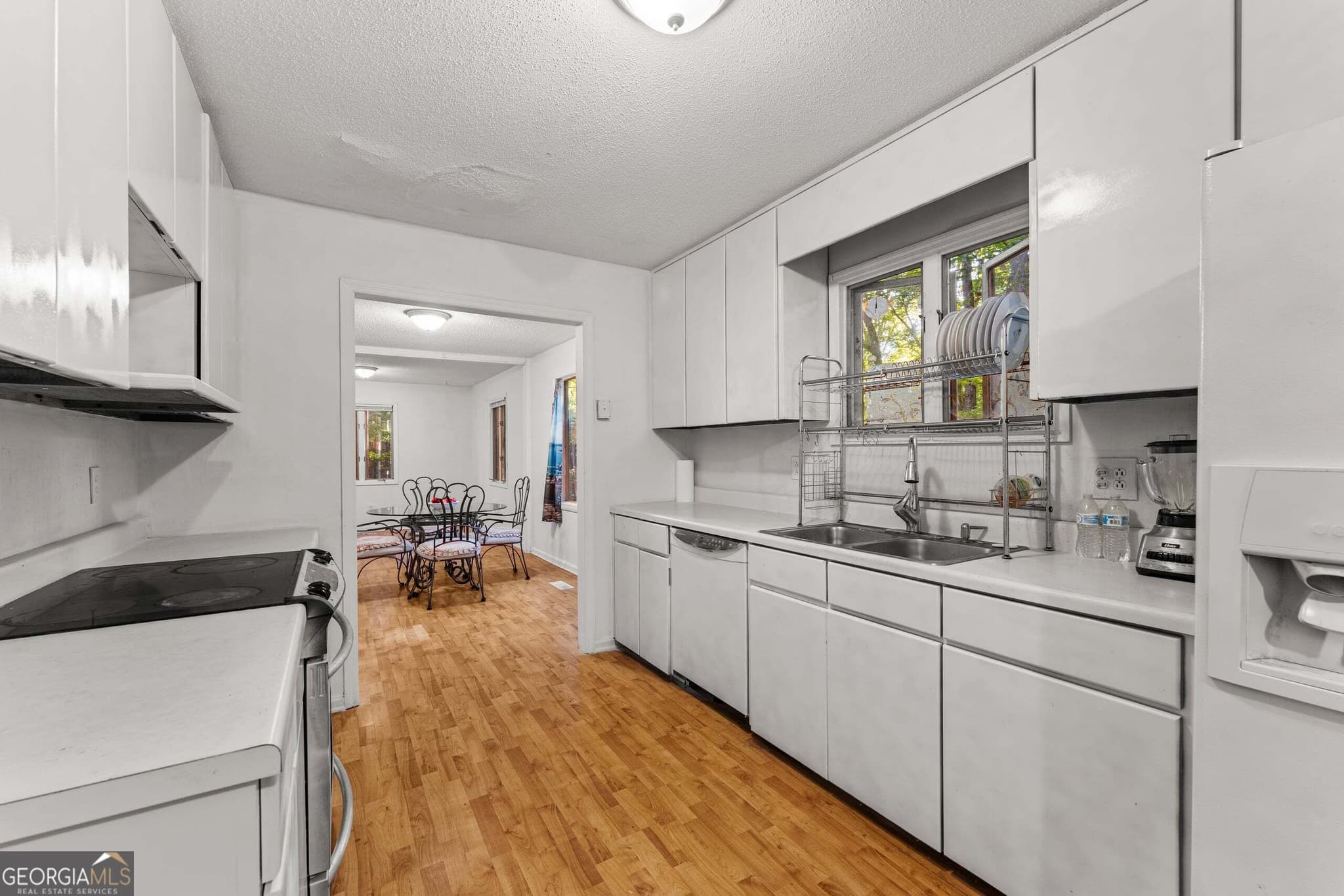 3 bedroom, 2.5 bathroom, 1,832 sq ft single family residence for sale at 107 Sweetgum Drive, Lagrange, GA 30240 — photo 7
