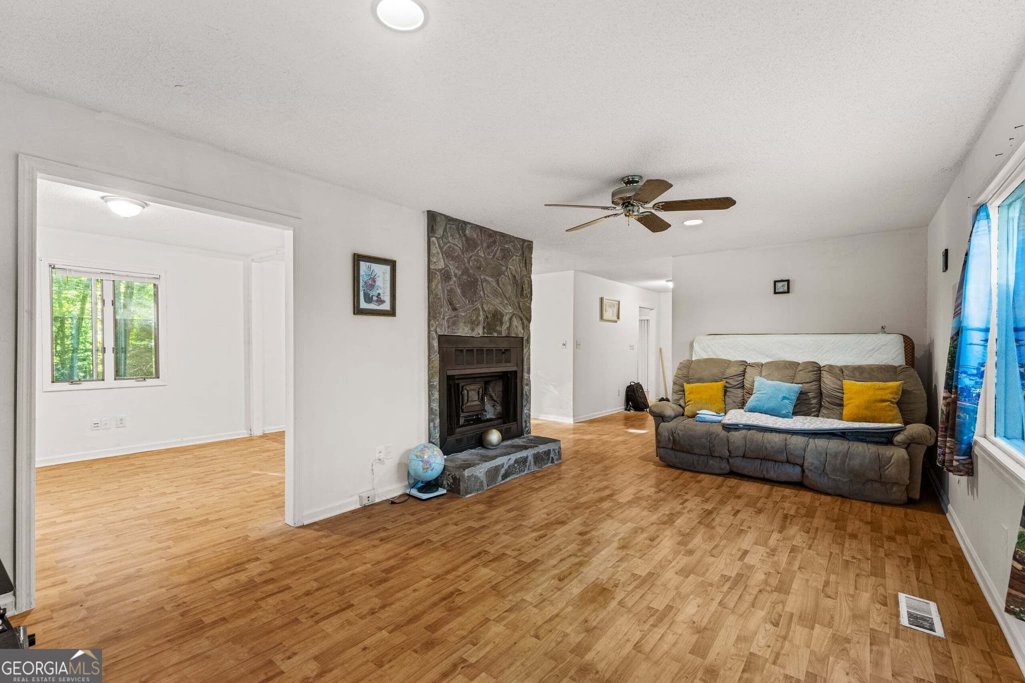 3 bedroom, 2.5 bathroom, 1,832 sq ft single family residence for sale at 107 Sweetgum Drive, Lagrange, GA 30240 — photo 4