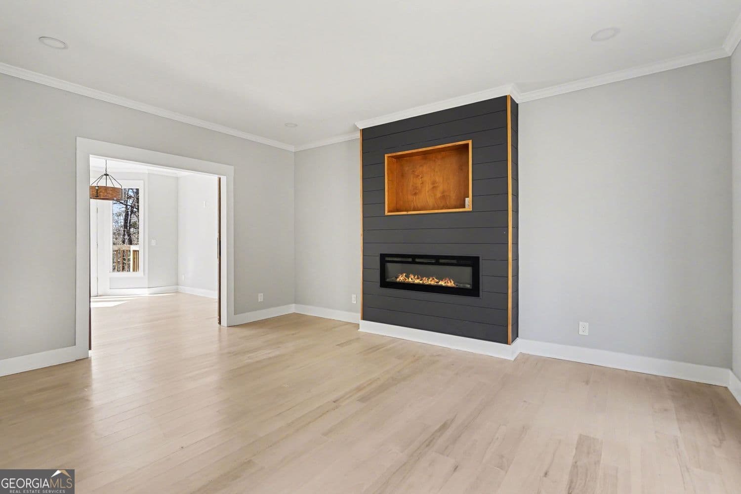 6 bedroom, 4 bathroom, 4,944 sq ft single family residence for sale at 270 Boulder Drive, Roswell, GA 30075 — photo 6