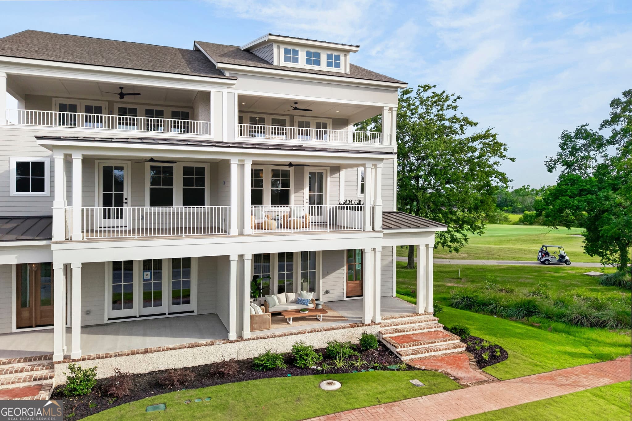 5 bedroom, 3.5 bathroom, 2,578 sq ft single family residence for sale at 310 Reserve Way, Savannah, GA 31401 — photo 1 of 40