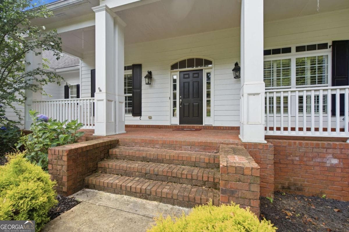 4 bedroom, 2.5 bathroom, 3,148 sq ft single family residence for sale at 5105 Stefan Ridge Way, Buford, GA 30519 — photo 6