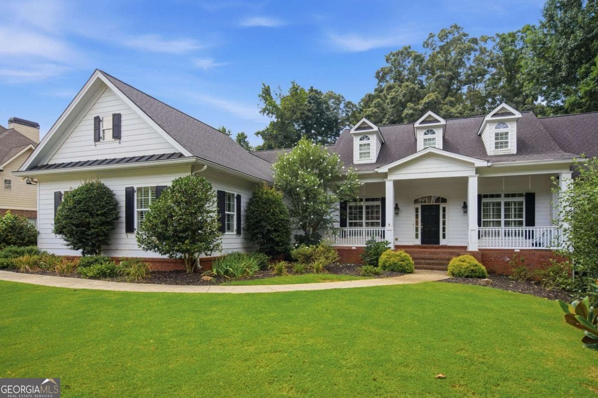 4 bedroom, 2.5 bathroom, 3,148 sq ft single family residence for sale at 5105 Stefan Ridge Way, Buford, GA 30519 — photo 5